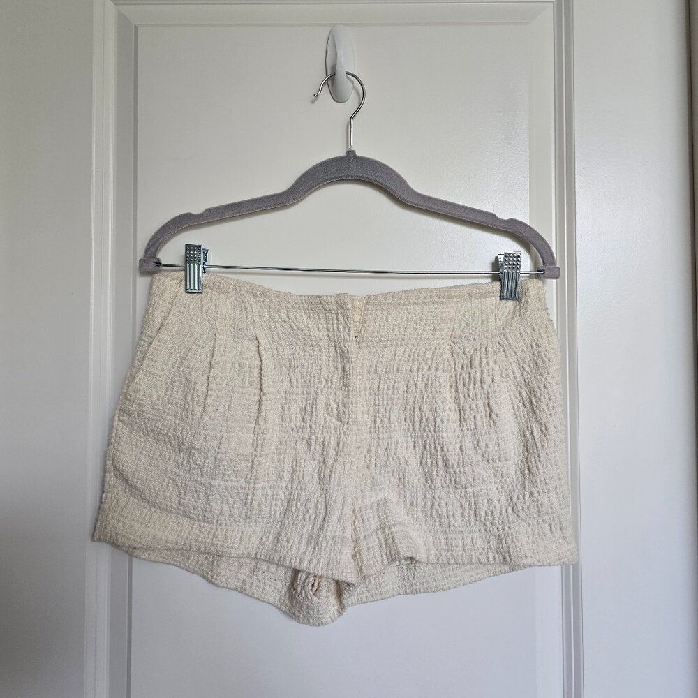 H&M Cream pleated textured Shorts